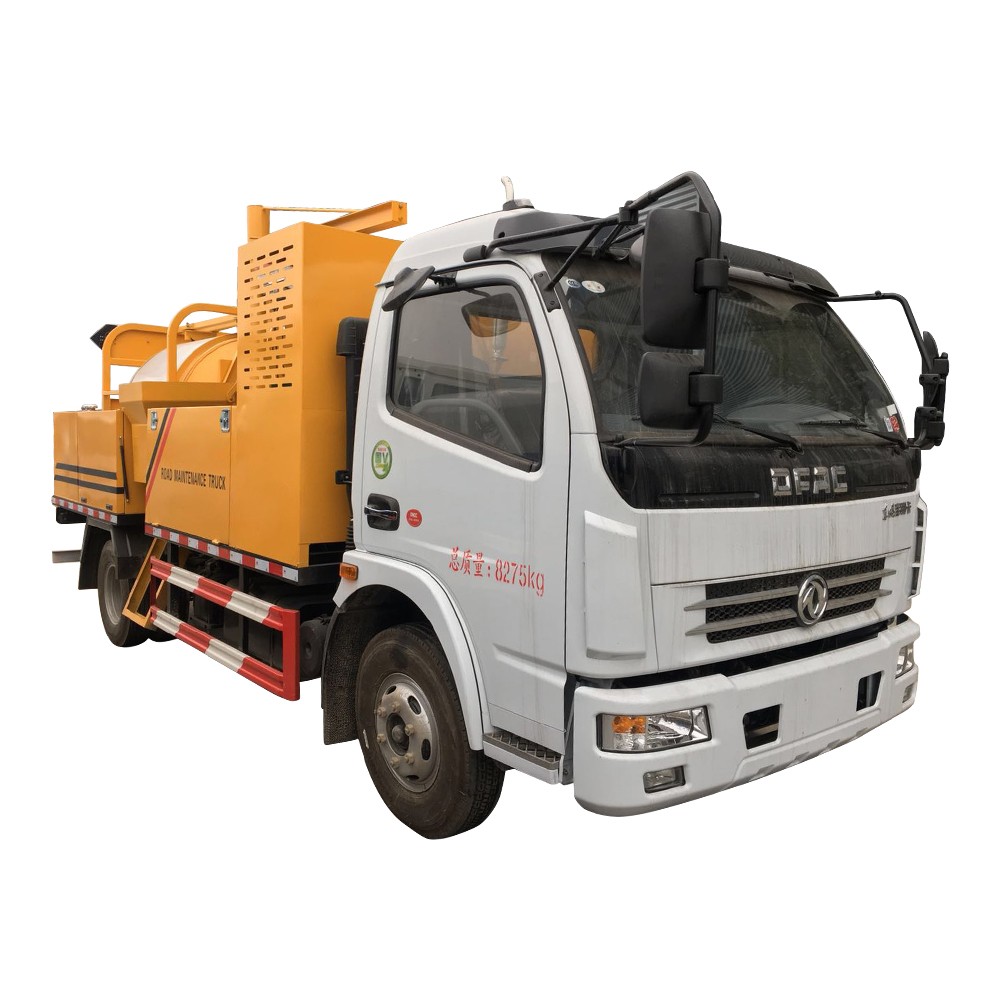 6-8 Cbm Bitumen Slurry Seal Truck
